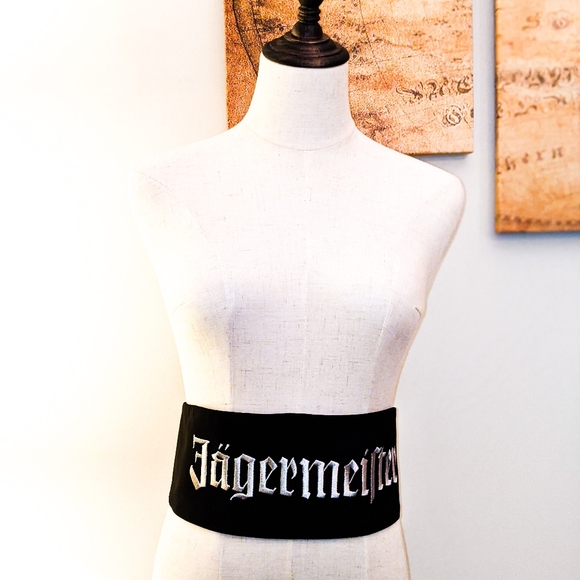 Reversible Jagermeister Cummerbund in Black - Picture 2 of 6